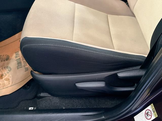 Used 2018 Toyota RAV4 XLE image 19