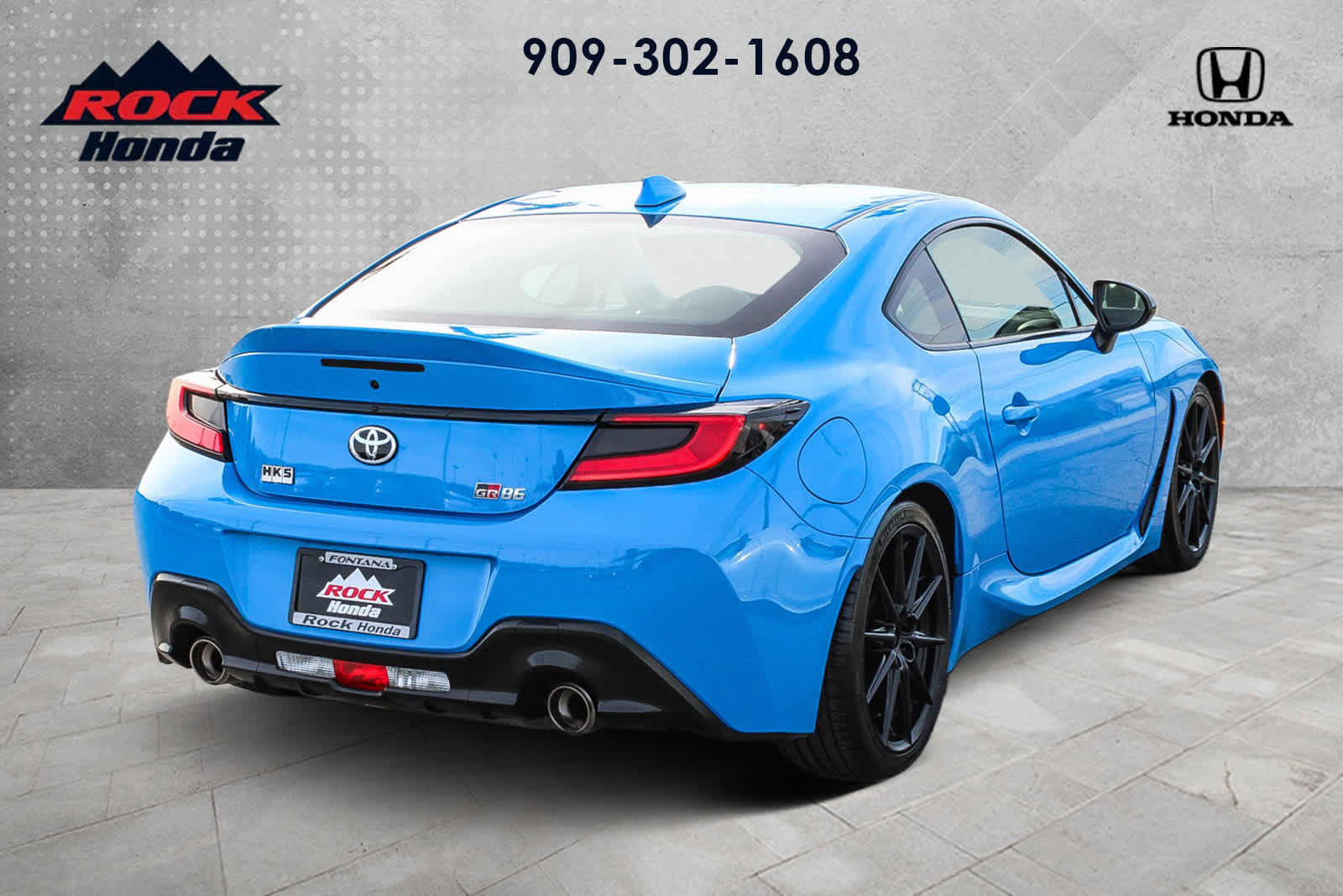 Used 2023 Toyota GR86 w/ ALL Weather Mat Package (TMS) image 4