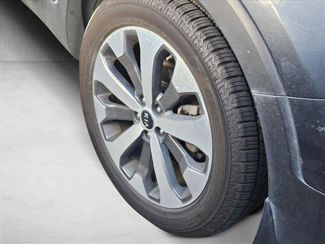 Used 2021 Kia Telluride EX w/ EX Premium Package image 9