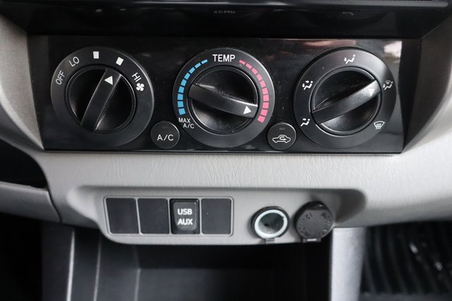 Used 2013 Toyota Tacoma 4x4 Double Cab w/ SR5 Pkg image 8