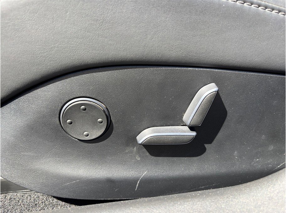 Used 2018 Tesla Model S 75D image 18