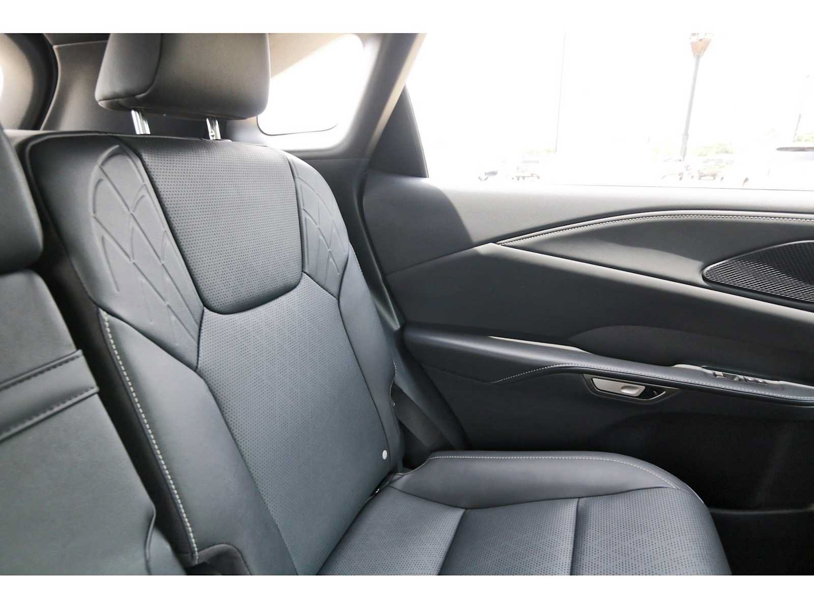 Used 2025 Lexus RX 350 Premium Plus w/ Accessory Package FWD image 10
