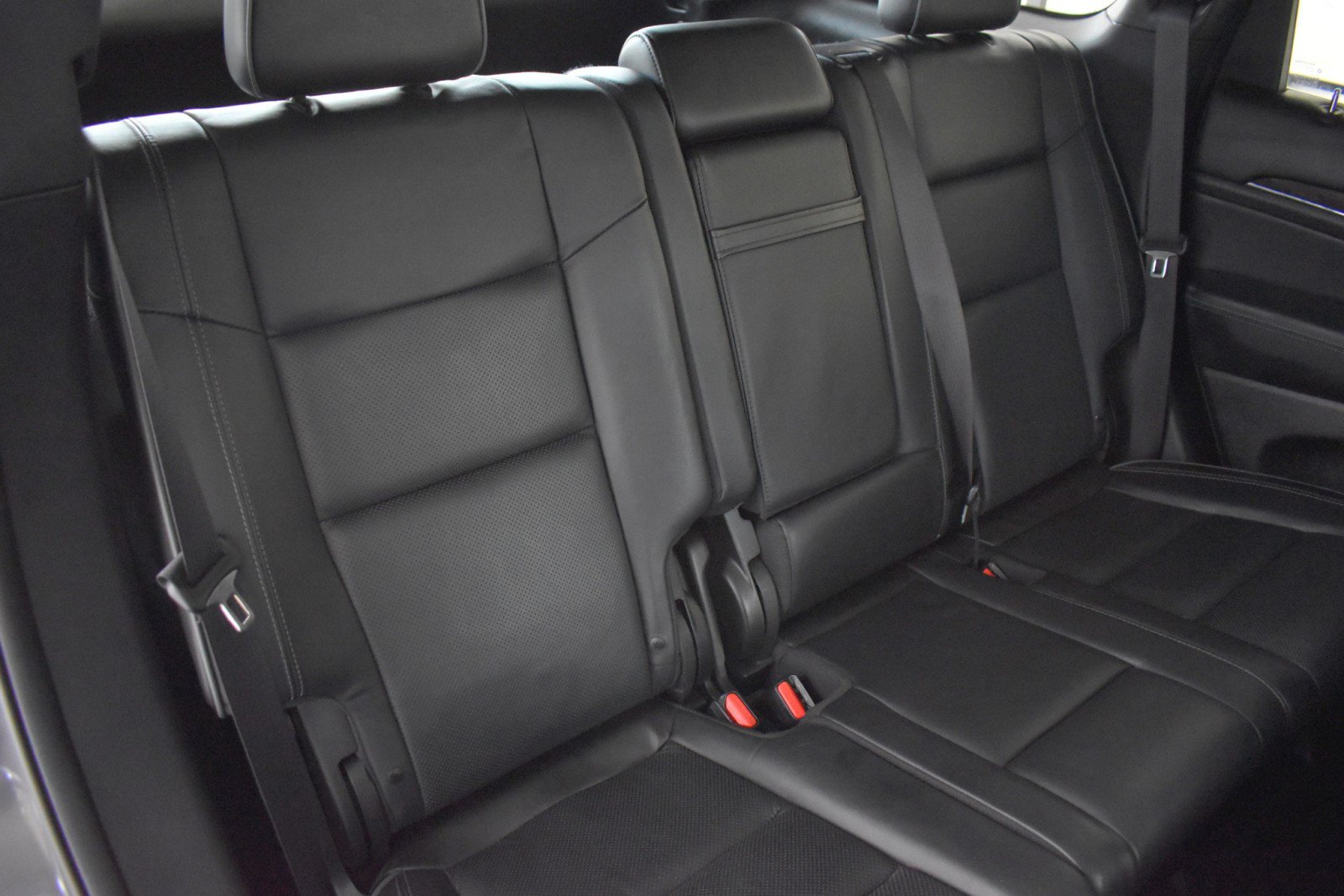 Used 2021 Jeep Grand Cherokee Overland AWD/4WD image 38