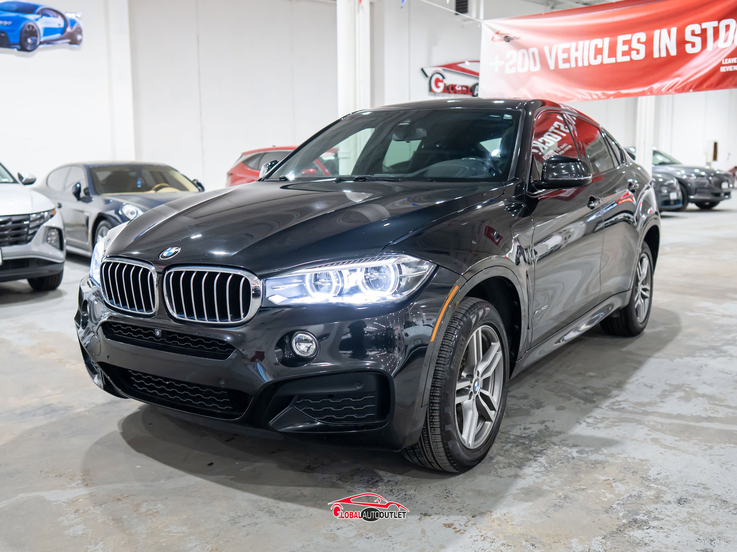 Used 2019 BMW X6 xDrive50i w/ M Sport Package image 3