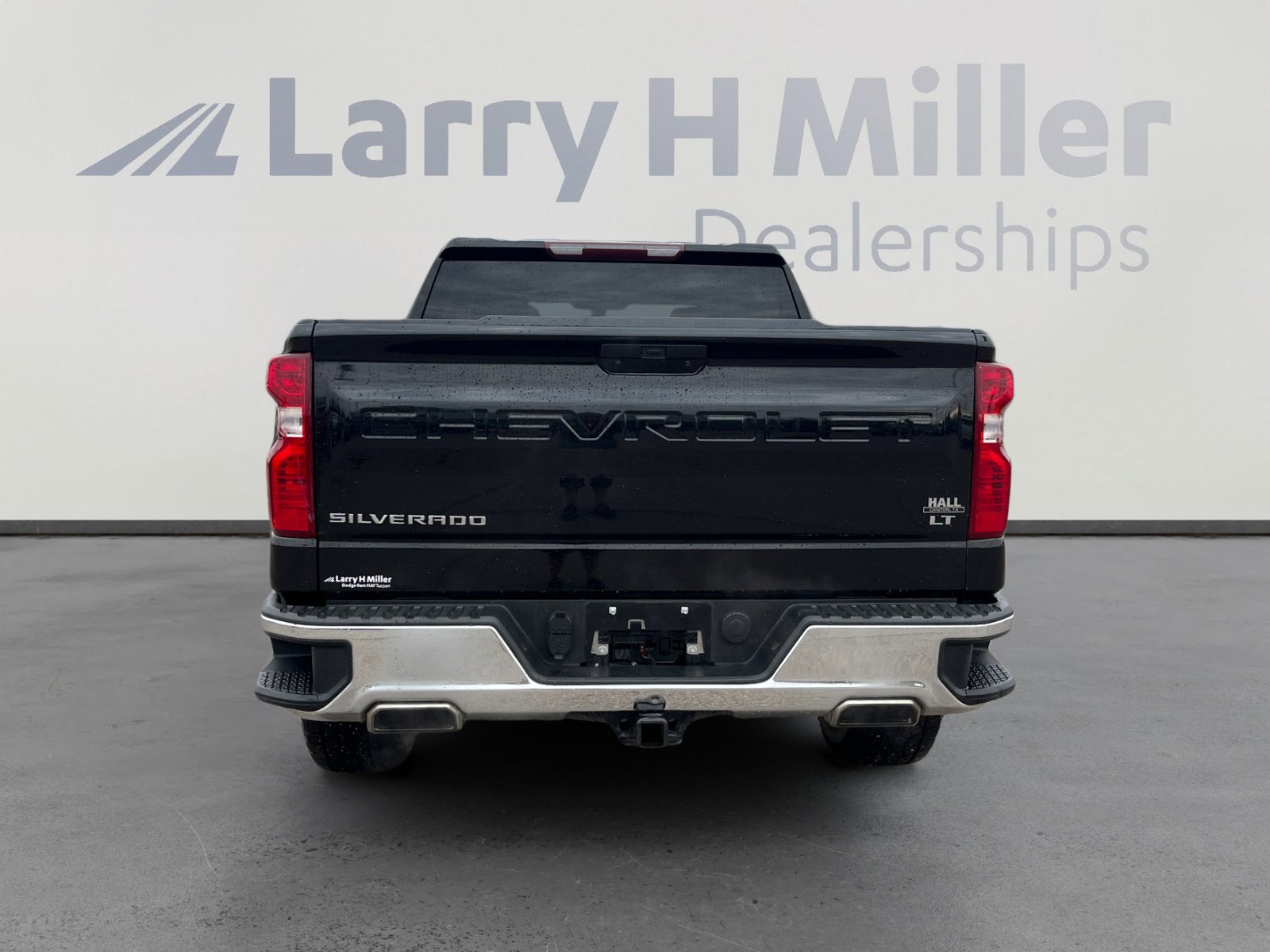 Used 2019 Chevrolet Silverado 1500 LT w/ Texas Edition image 4