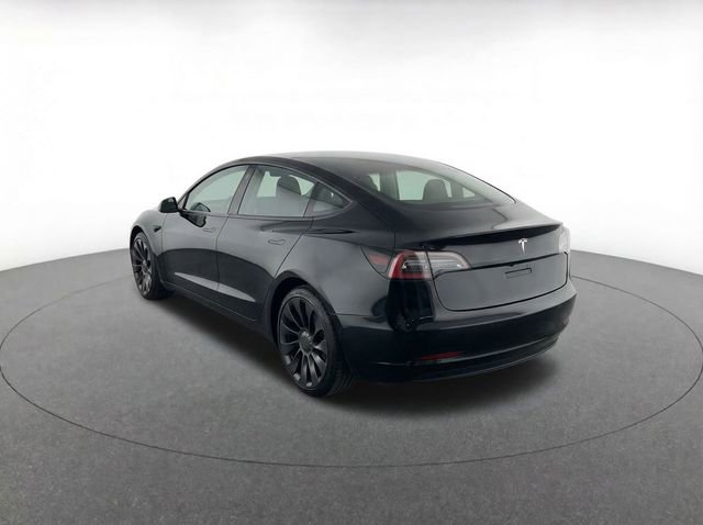 Used 2021 Tesla Model 3 Performance image 3