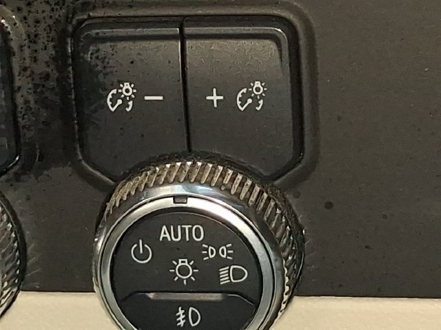 Used 2021 GMC Yukon XL Denali RWD image 36