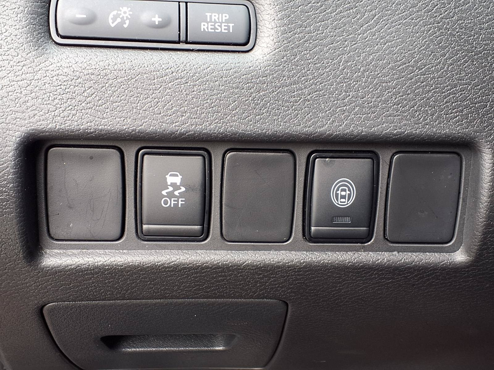 Used 2023 Nissan Murano SV w/ SV Midnight Edition Package FWD image 6