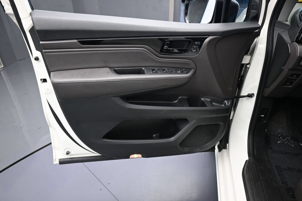 Used 2019 Honda Odyssey Elite image 13