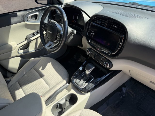 Certified 2023 Kia Soul EX FWD image 37