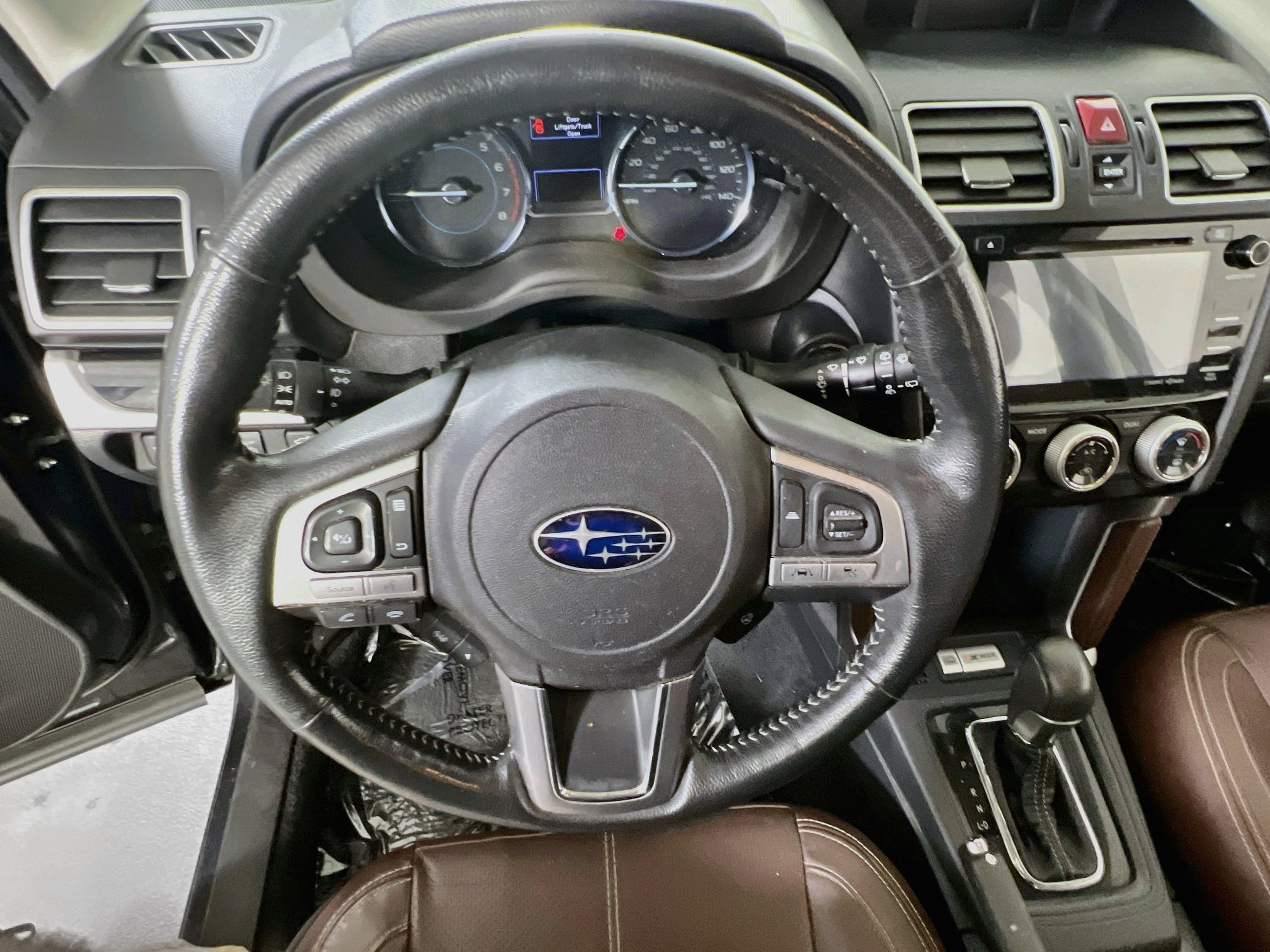 Used 2018 Subaru Forester 2.5i Touring w/ Popular Package #2 AWD/4WD image 11