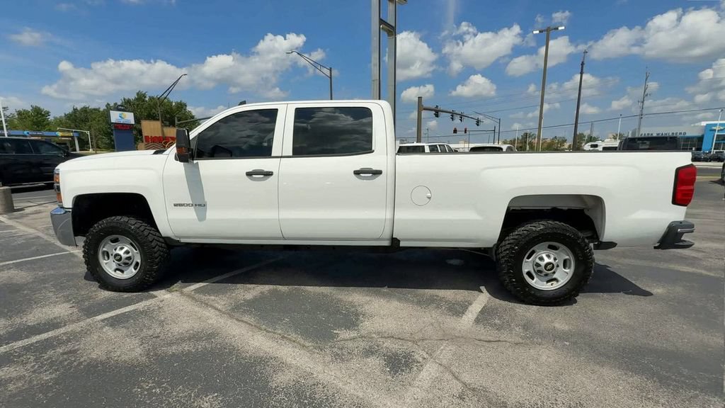 Used 2019 Chevrolet Silverado 2500 W/T w/ Snow Plow Prep Package AWD/4WD image 5
