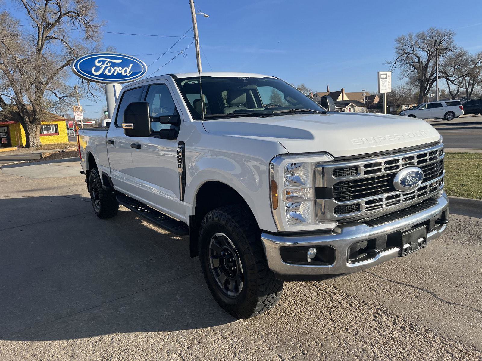 Used 2024 Ford F250 XLT w/ Tremor Off-Road Package image 4
