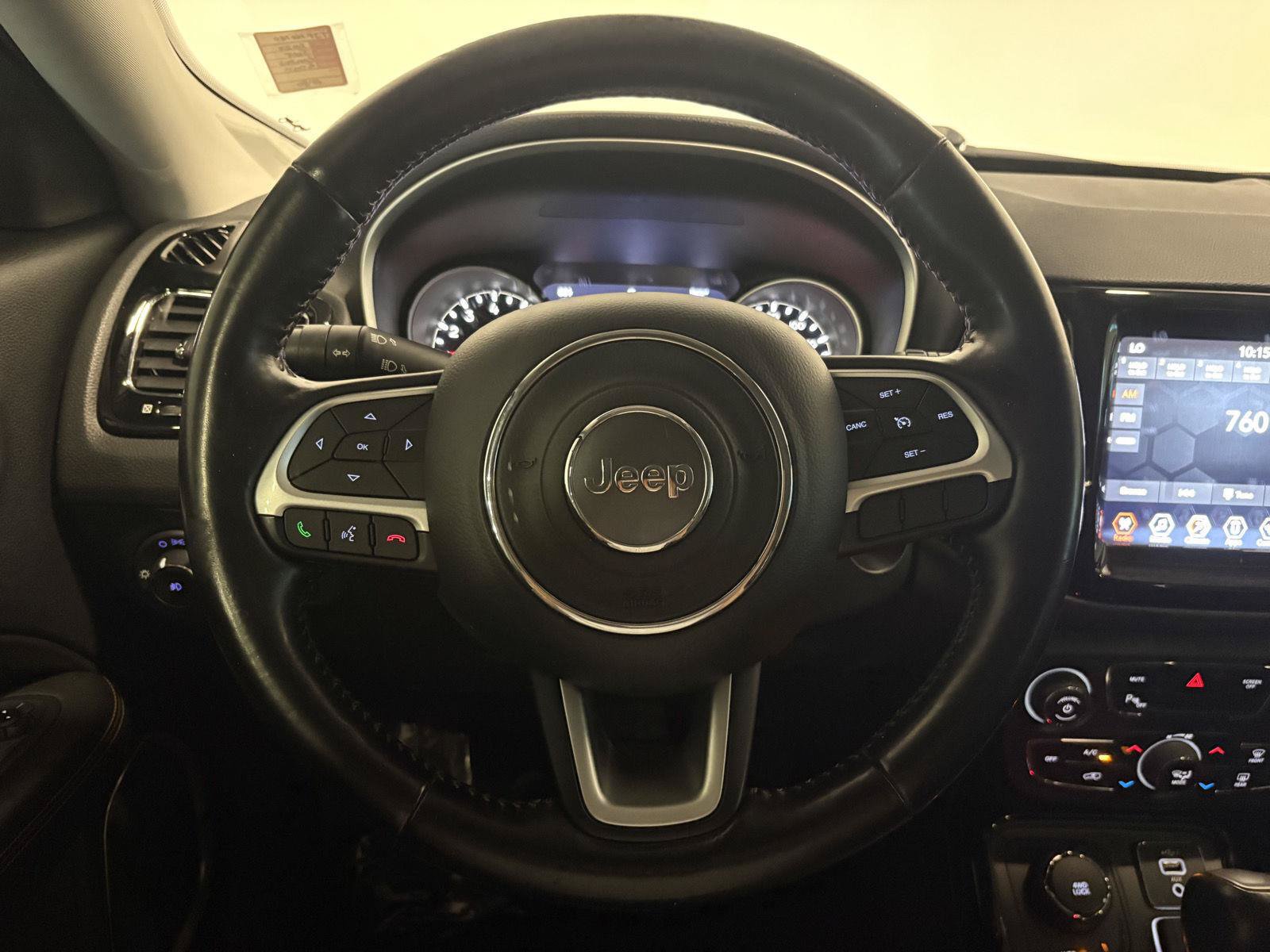 Used 2020 Jeep Compass Limited w/ Safety & Security Group AWD/4WD image 17