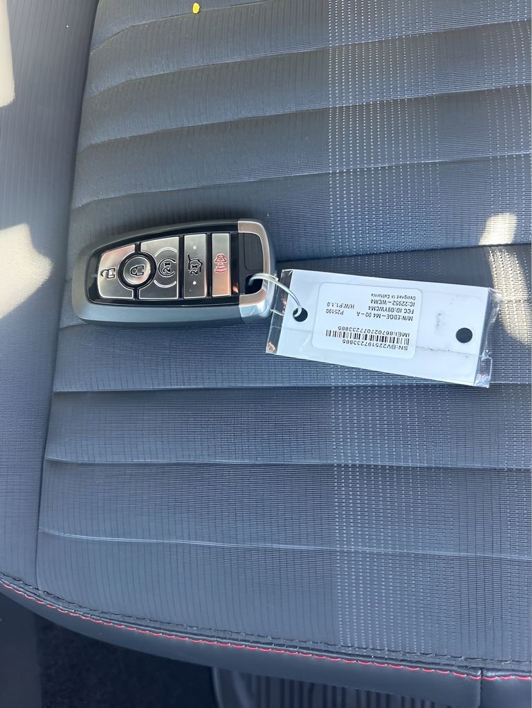 Used 2025 Ford Explorer ST-Line w/ Premium Package image 37