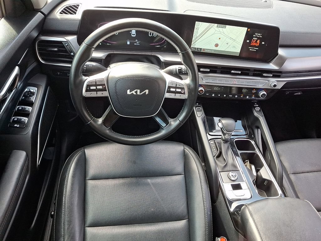Used 2023 Kia Telluride S FWD image 11