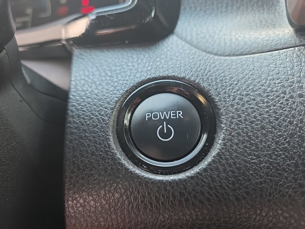 Certified 2025 Toyota Camry SE FWD image 23