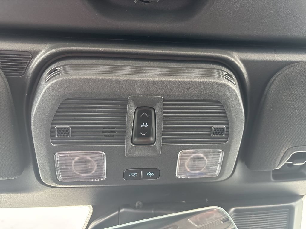 Used 2025 Ford Mustang Premium RWD image 16