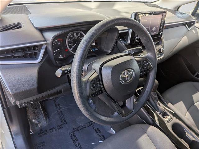 Used 2020 Toyota Corolla LE FWD image 10