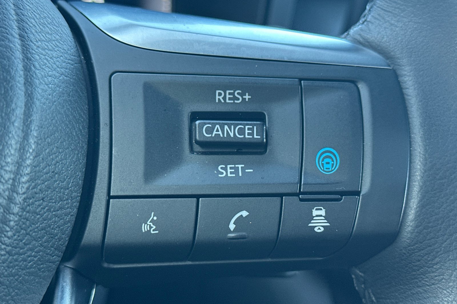 Certified 2025 INFINITI QX60 Luxe w/ Black Edition image 41