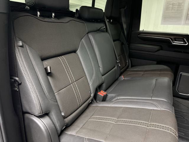 Certified 2024 Chevrolet Silverado 3500 High Country w/ Technology Package AWD/4WD image 27