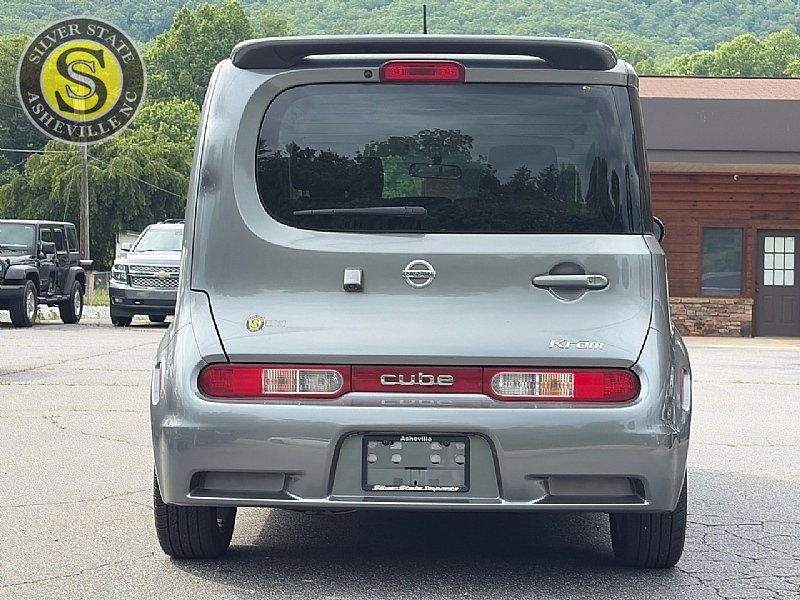 Used 2010 Nissan Cube 1.8 S Krom Edition w/ Interior Designer Pkg FWD image 5