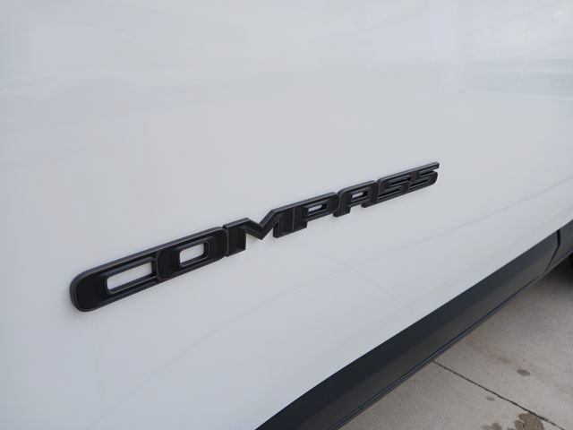 New 2026 Jeep Compass Limited AWD/4WD image 32