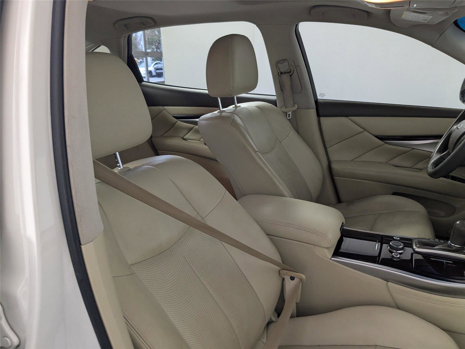 Used 2019 INFINITI Q70 L 3.7 image 31