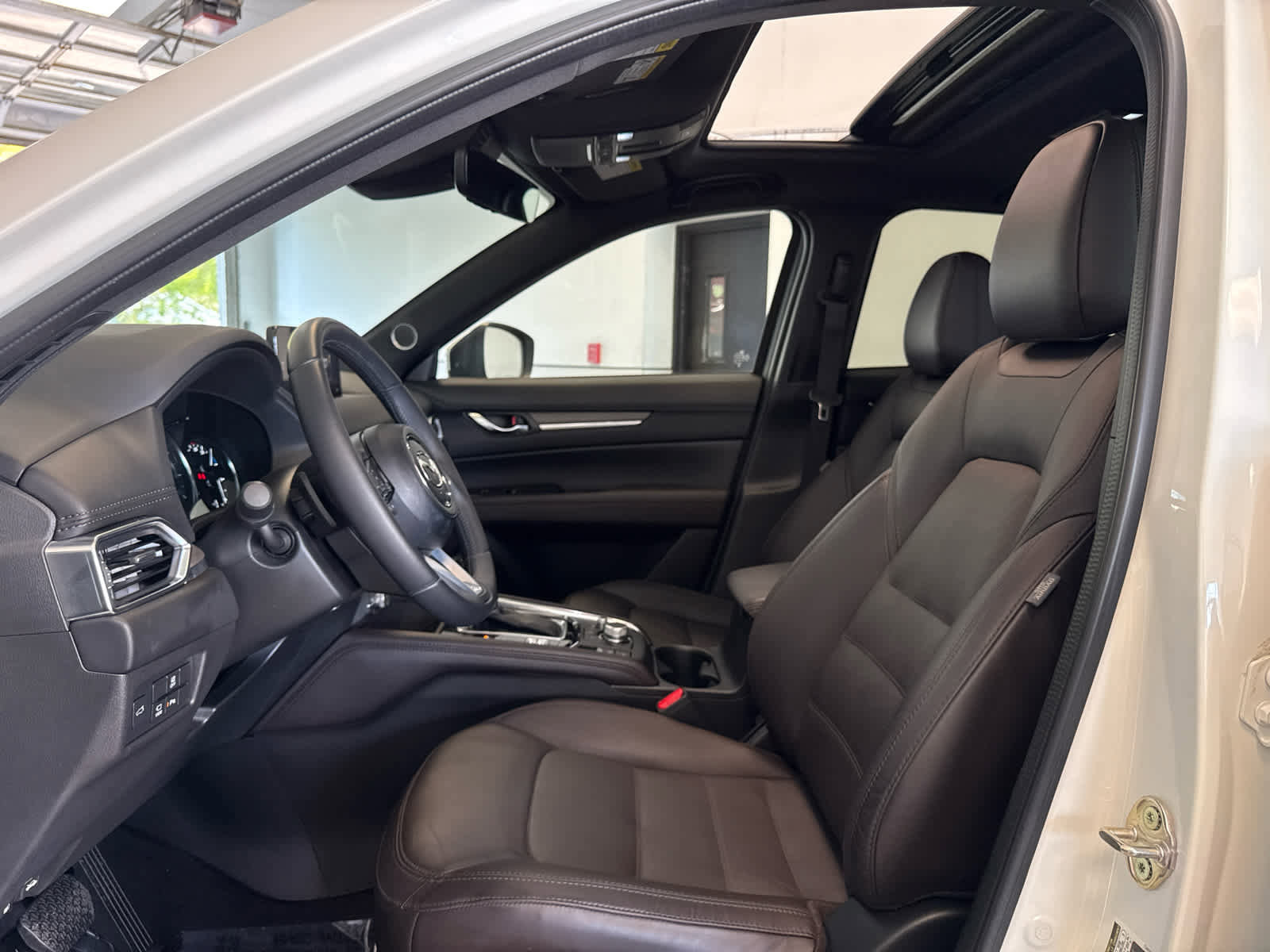 Used 2023 MAZDA CX-5 Signature AWD/4WD image 10