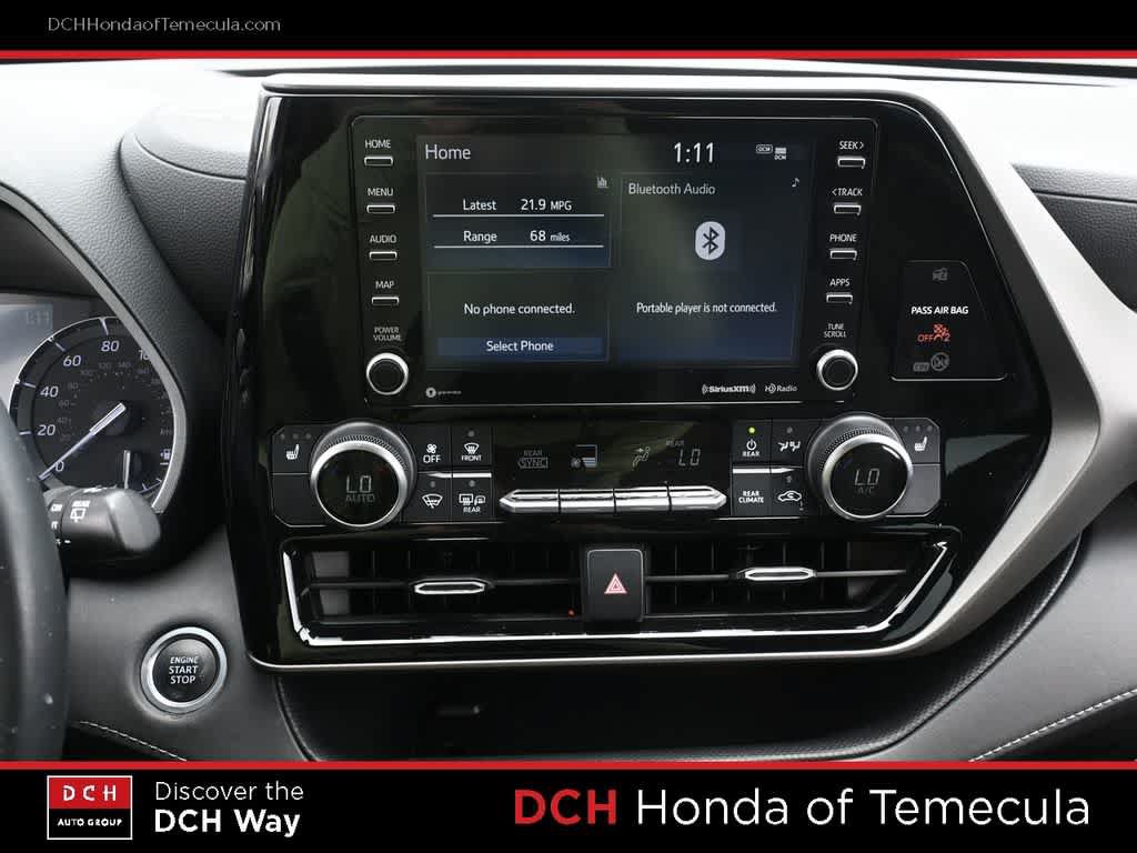 Used 2021 Toyota Highlander XLE FWD image 12