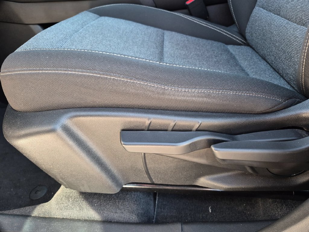 Used 2025 GMC Terrain Elevation AWD/4WD image 14