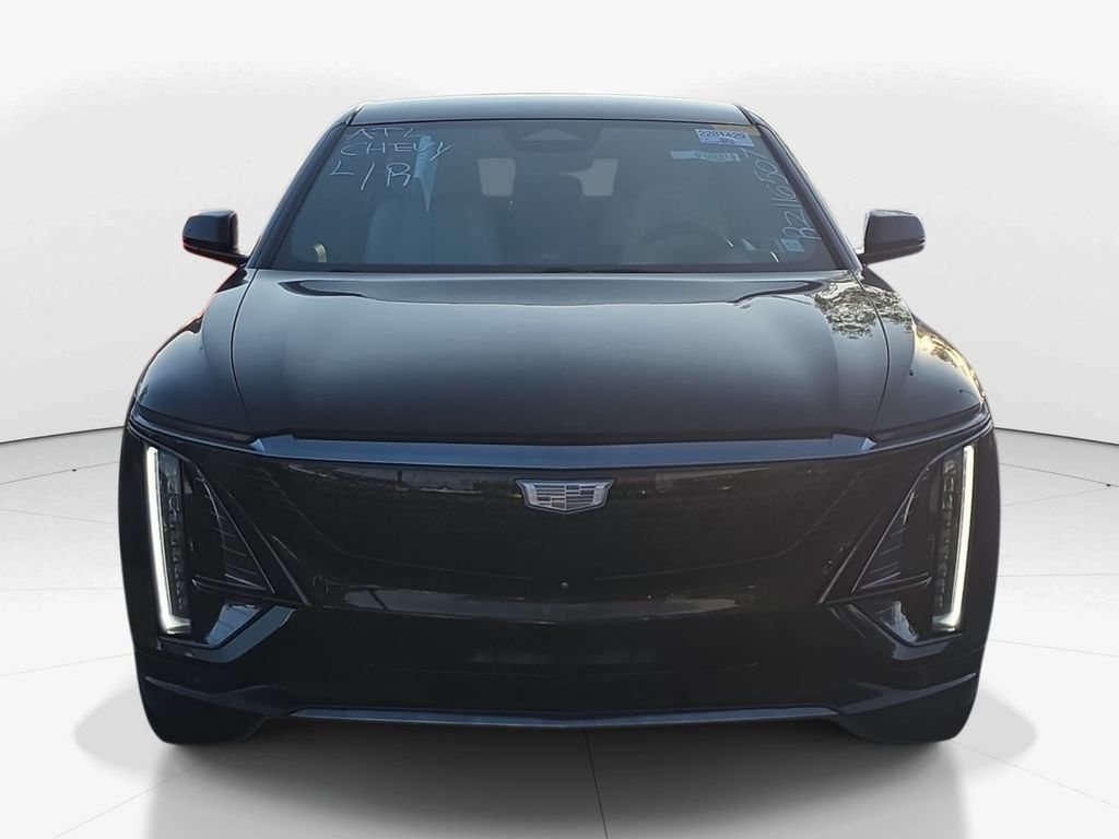Used 2024 Cadillac Lyriq Sport AWD/4WD image 6