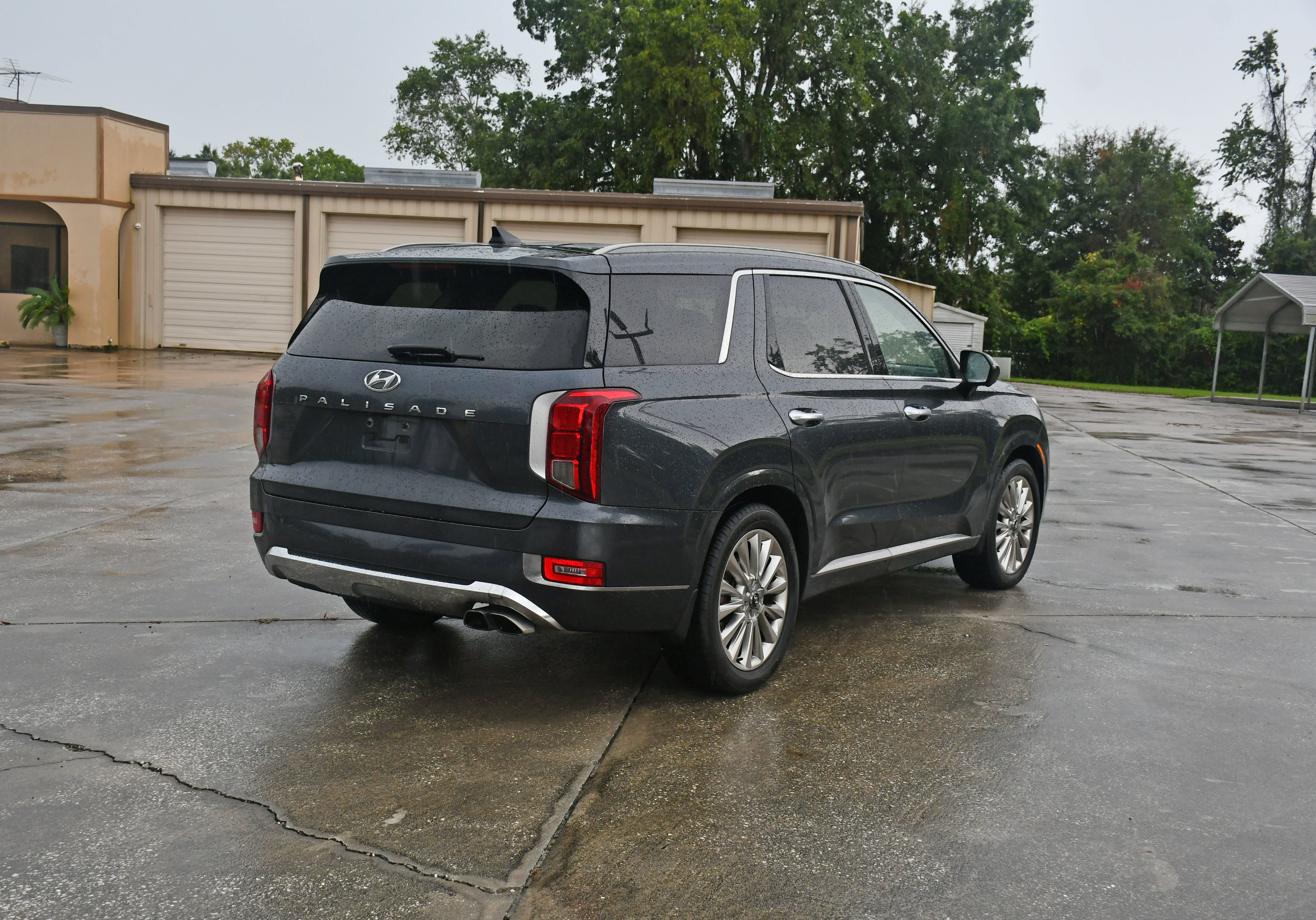 Used 2020 Hyundai Palisade Limited FWD image 4