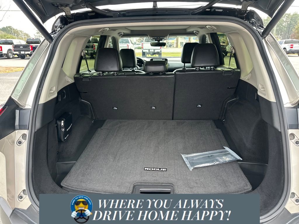 Used 2023 Nissan Rogue Platinum w/ Platinum Premium Package image 28
