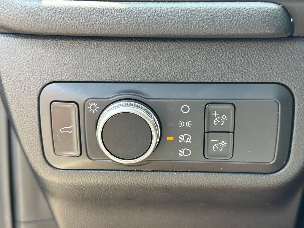 Used 2022 Ford Escape SE w/ Convenience Package FWD image 34