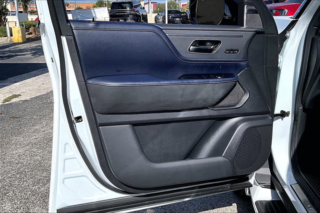 Used 2026 INFINITI QX80 4WD w/ Sport Exterior Package image 20