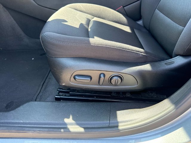 Used 2024 Chevrolet Malibu LT FWD image 22