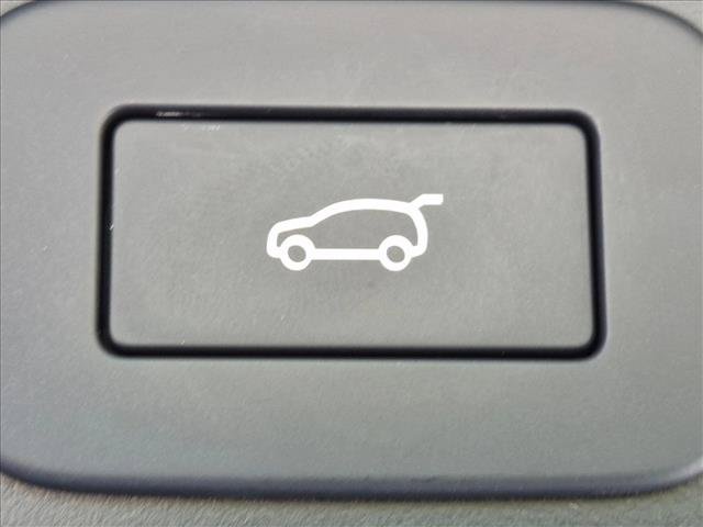 Used 2025 Land Rover Range Rover SE AWD/4WD image 18