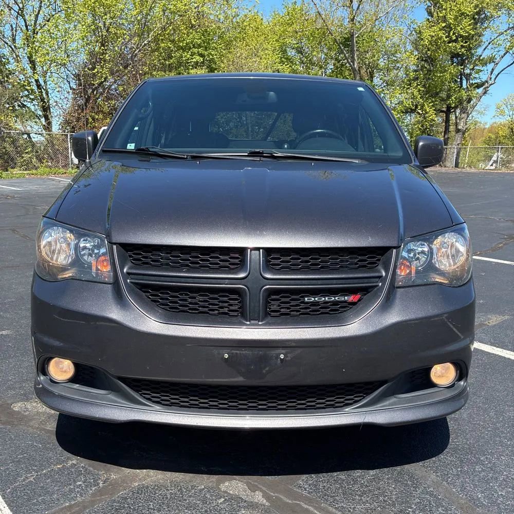 Used 2020 Dodge Grand Caravan GT FWD image 1