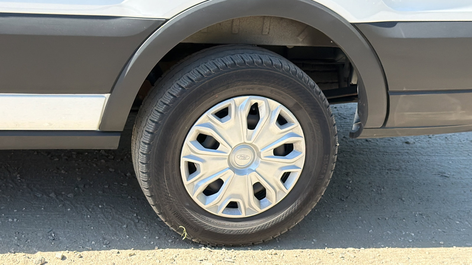 Used 2025 Ford Transit 350 XLT RWD image 12