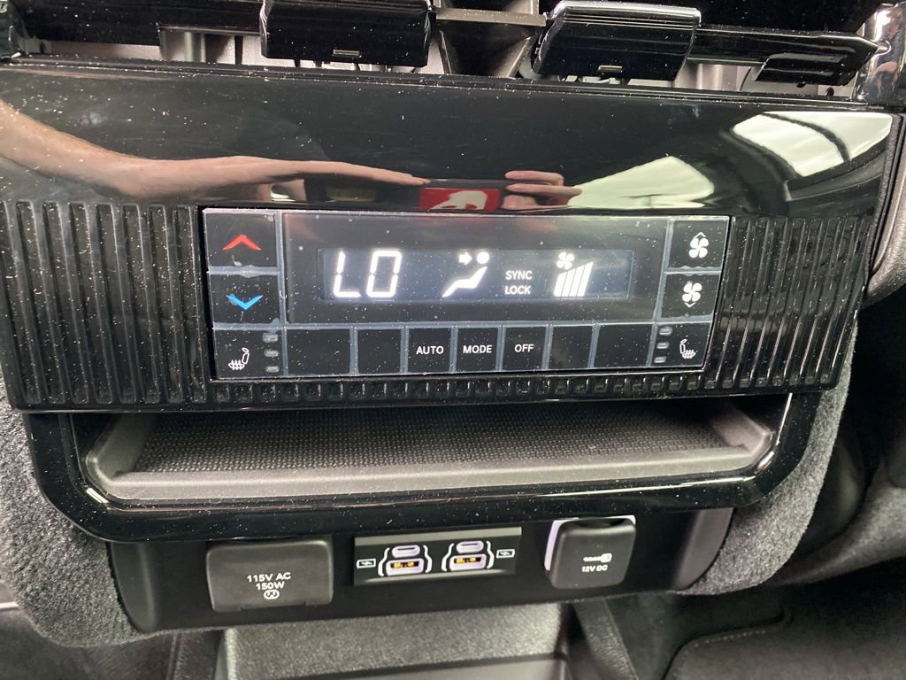 New 2026 Jeep Grand Wagoneer L Limited image 34