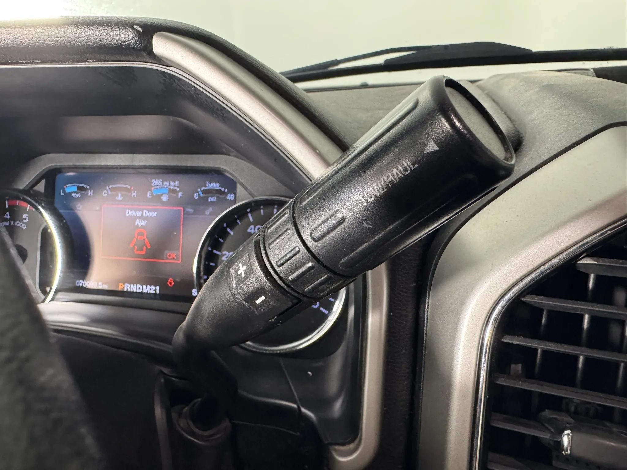 Used 2019 Ford F350 Lariat w/ Chrome Package AWD/4WD image 21