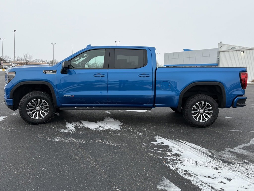 Used 2023 GMC Sierra 1500 AT4 w/ AT4 Preferred Package image 5