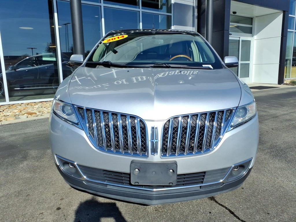 Used 2014 Lincoln MKX AWD w/ Equipment Group 101A image 8