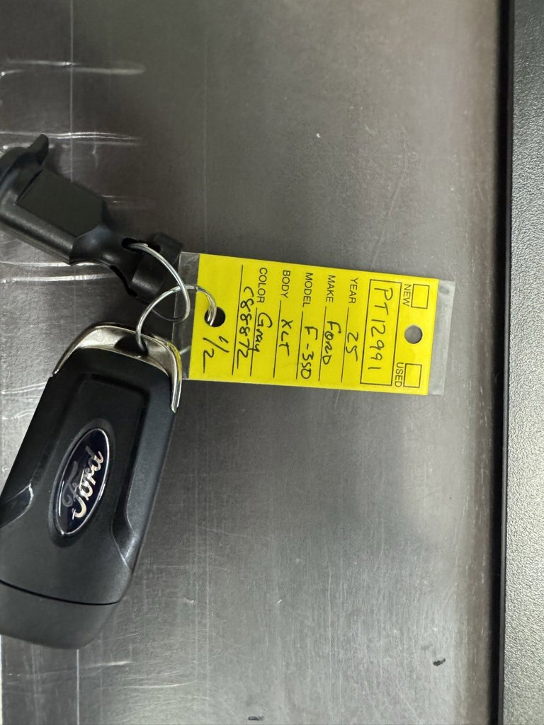 Used 2025 Ford F350 XLT w/ FX4 Off-Road Package image 12