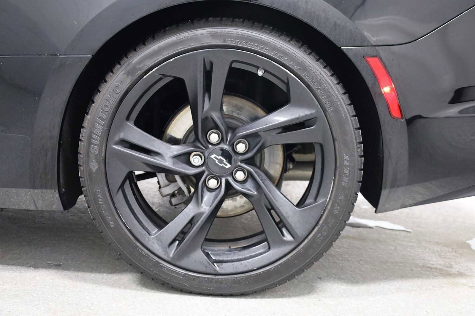 Used 2023 Chevrolet Camaro LT w/ Technology Package image 34