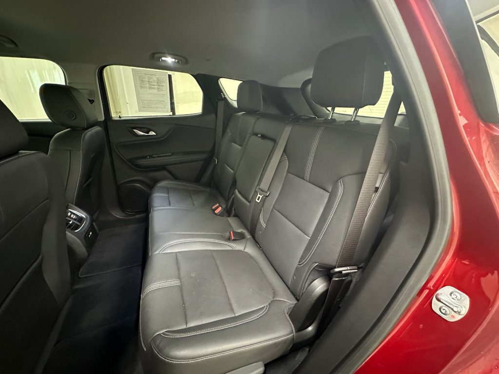 Certified 2025 Chevrolet Blazer LT FWD image 21