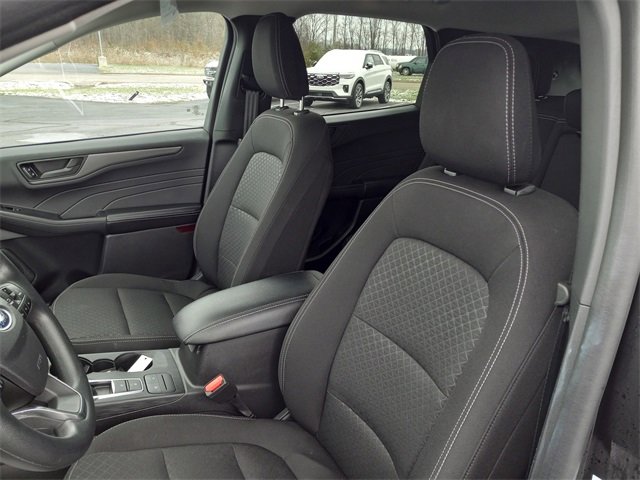 Used 2025 Ford Escape Active image 11