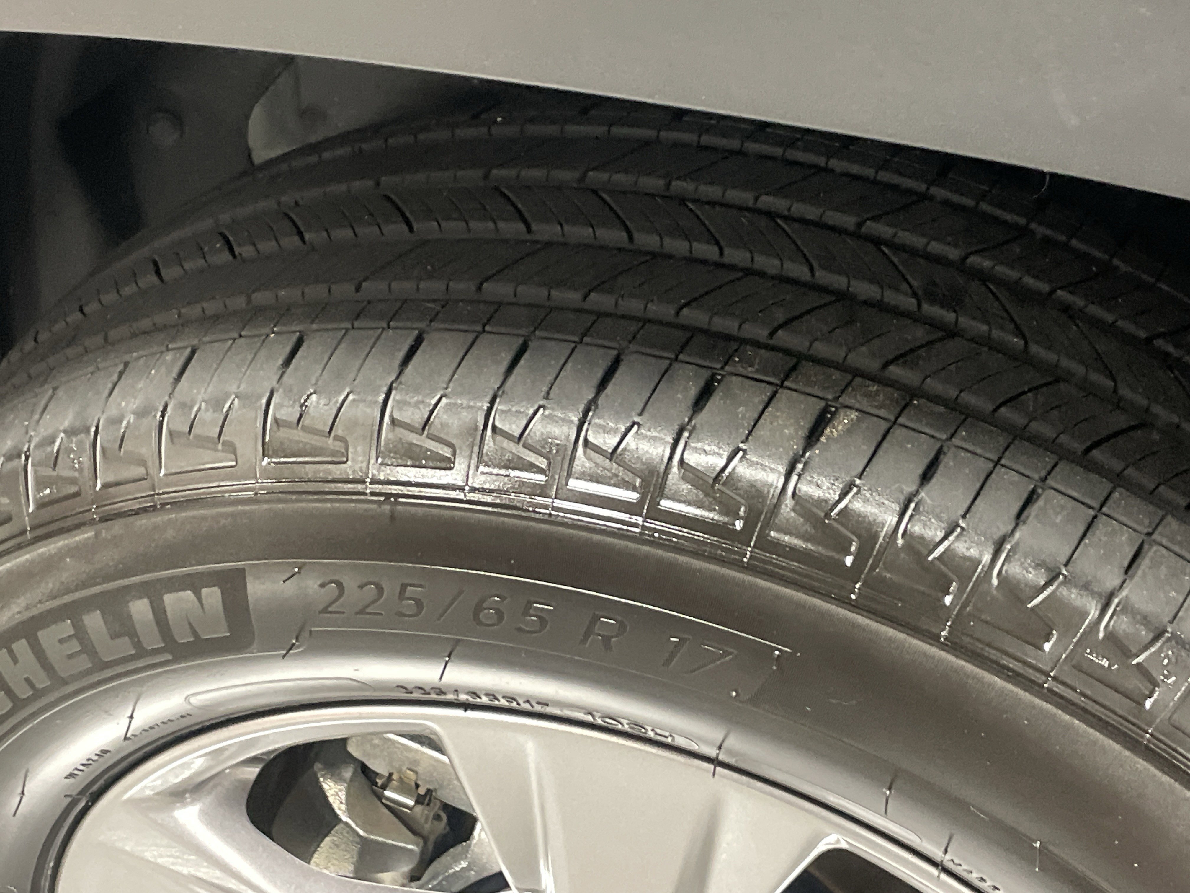 Used 2025 Toyota RAV4 LE image 12