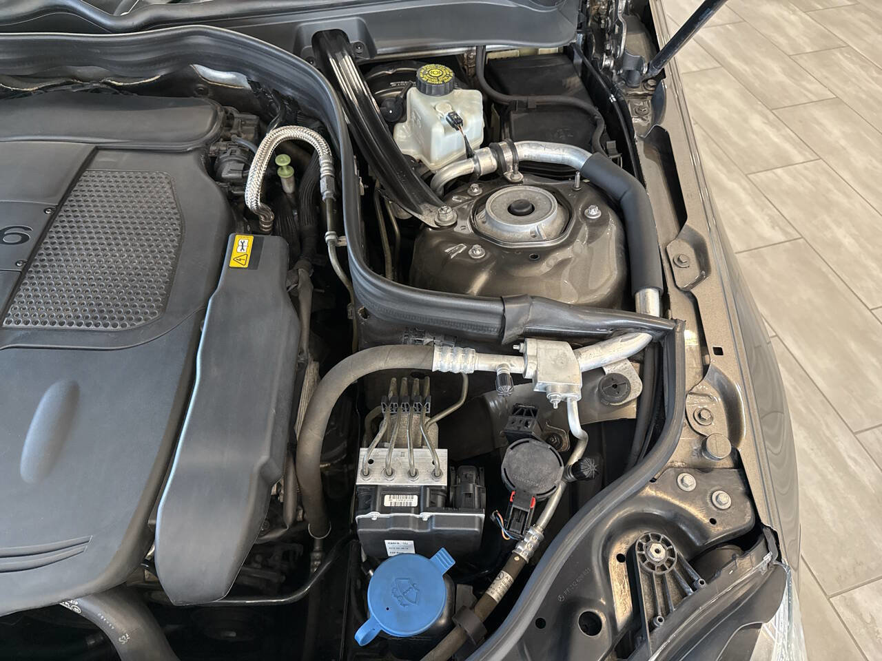 Used 2013 Mercedes-Benz E 350 4MATIC Sedan w/ Premium 1 Pkg image 52